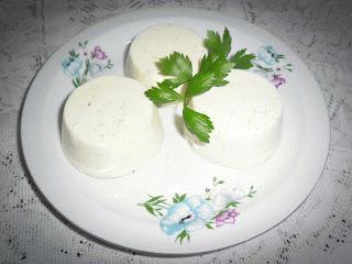 1142. Domowa mozarella