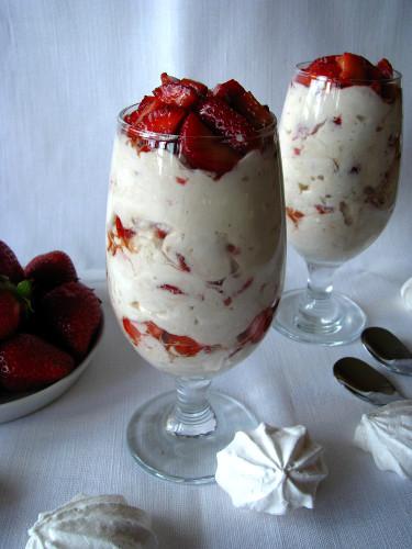 3 razy naj  czyli truskawkowy Eton  Mess