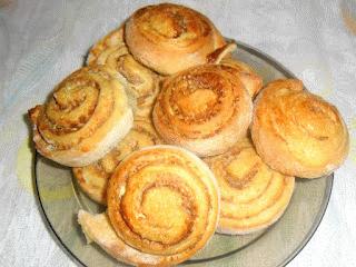 900. Kanelbullar