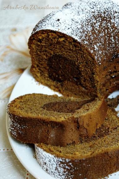 Babka dyniowa z czekoladowym środkiem