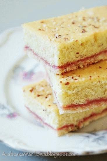 Bakewell Slice