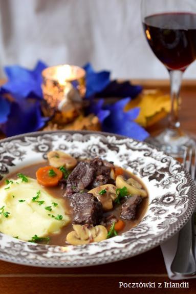 Boeuf bourguignon, czyli wołowina po burgundzku 