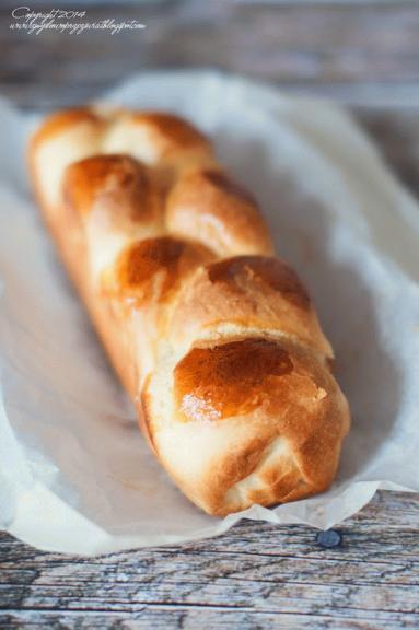 Brioche. Francuskie bułki maślane.