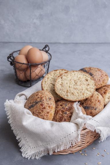 Bułki keto. Keto pieczywo