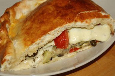 Calzone z pieczonymi warzywami