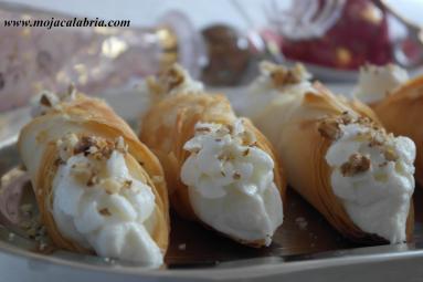 Cannoli di ricotta