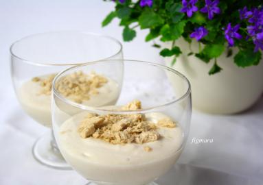 Chałwowa panna cotta