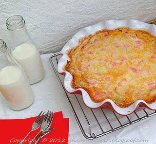 Clafoutis z rabarbarem