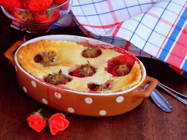 Clafoutis z truskawkami