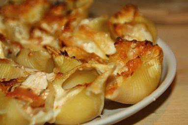 Conchiglione z kurczakiem i oliwkami