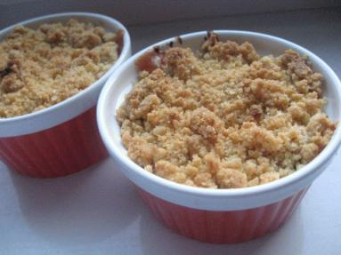 Crumble z  rabarbarem 