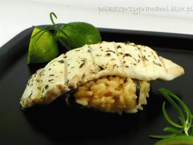 Cytrynowy kurczak na rozmarynowym risotto 