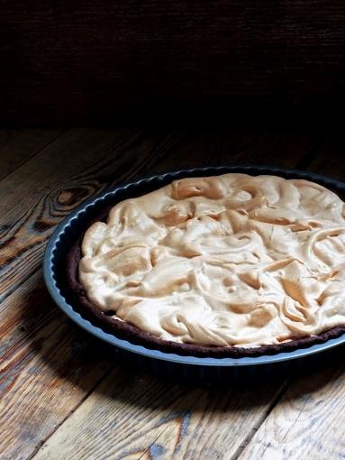 Czekoladowa tarta z malinami i bezą dla NieAlergika