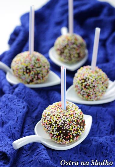 Czekoladowe cake pops z nutellą