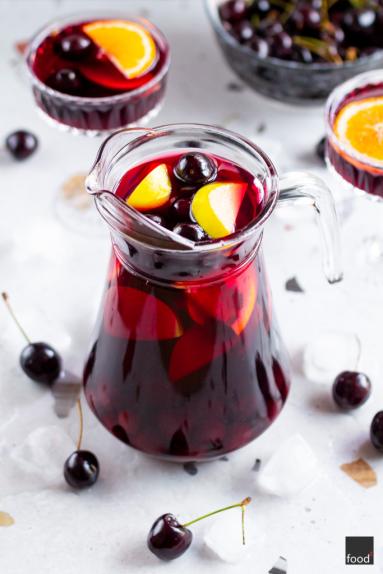 Czereśniowa sangria