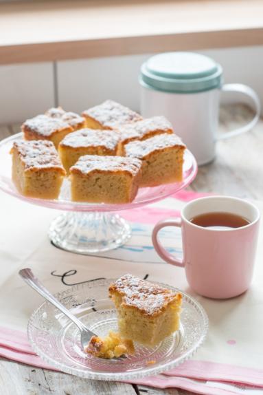 Ekspresowa babka z twarożkiem