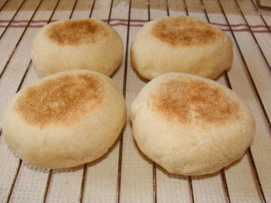 ENGLISH MUFFINS = MC  MUFFIN 