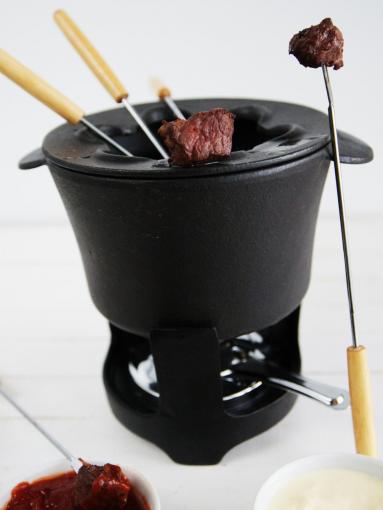 Fondue mięsne po burgundzku