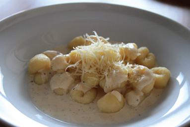 Gnocchi z sosem  serowym 