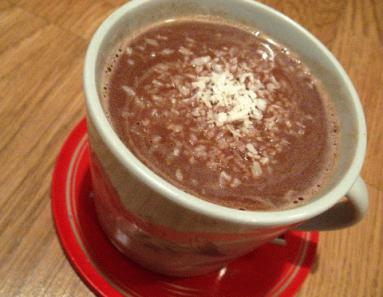 Gorąca czekolada z mlekiem kokosowym (Chocolate en Leche de  Coco) 