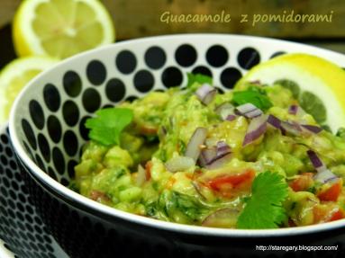 Guacamole  z pomidorami