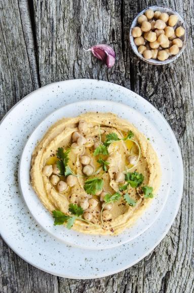 Hummus z pieczonym batatem