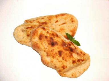 INDYJSKIE CHLEBKI  NAAN 