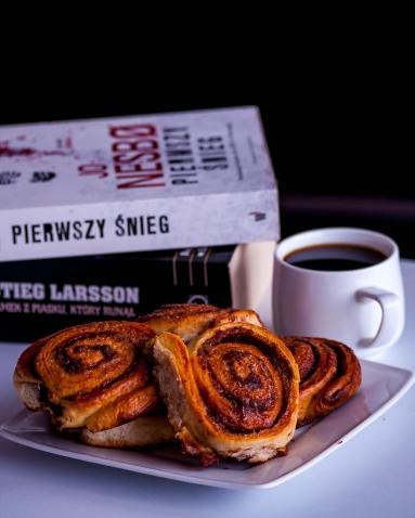 Kanelbullar - szwedzkie bułeczki cynamonowe