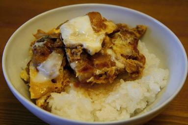 Katsudon - schabowy po  japońsku 