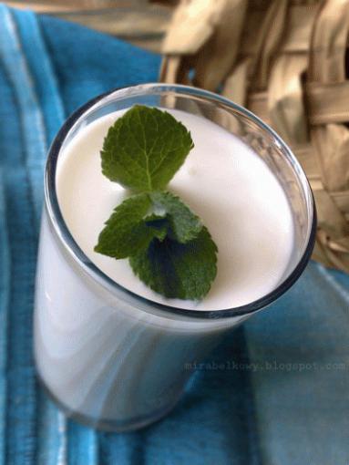 Kokosowe lassi