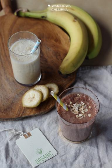 Koktajl bananowy na dwa sposoby: z kaszą jaglaną i płatkami owsianymi