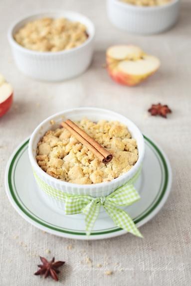 Korzenne crumble śliwkowo-jabłkowo