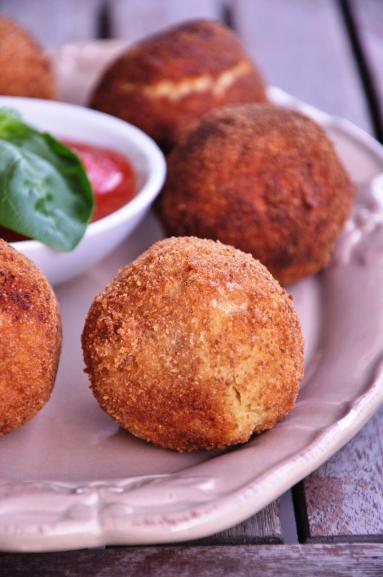 Kule jaglane smażone a'la arancini