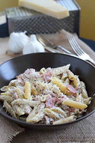 Makaron carbonara a la Dorota…