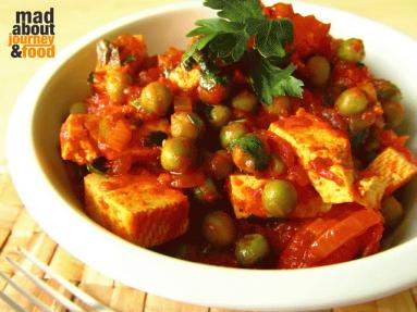 Muttar tofu