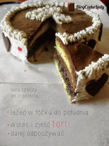 Na tapczanie leży... tort?