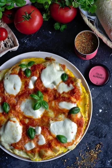 Omlet a’la pizza Margherita