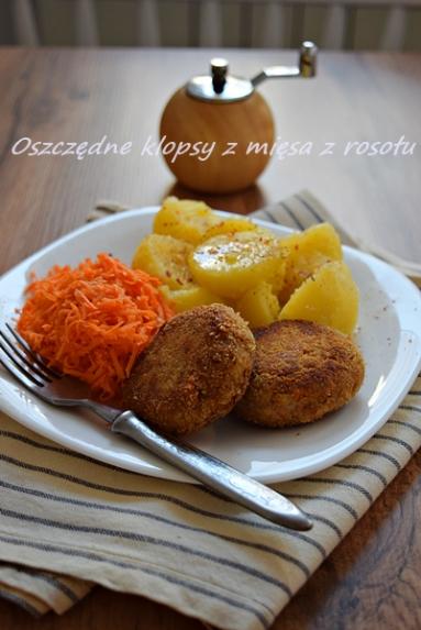 Oszczędne klopsy z mięsa z rosołu 