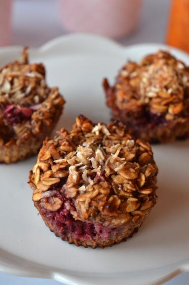 Owsiane muffinki z malinami - bez mąki i  tłuszczu