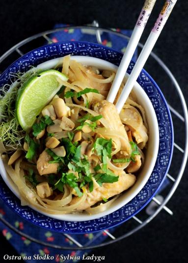 Pad Thai z kurczakiem