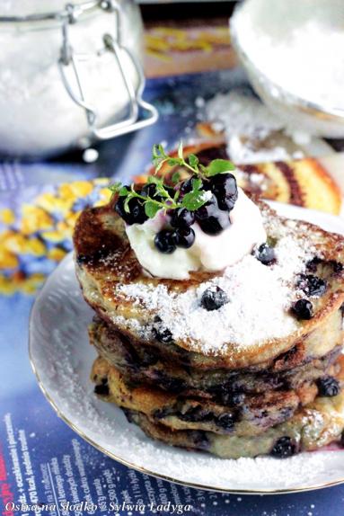 Pancakes z borówkami - kuchnia amerykańska