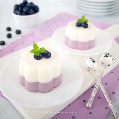 Panna cotta jagodowo-waniliowa