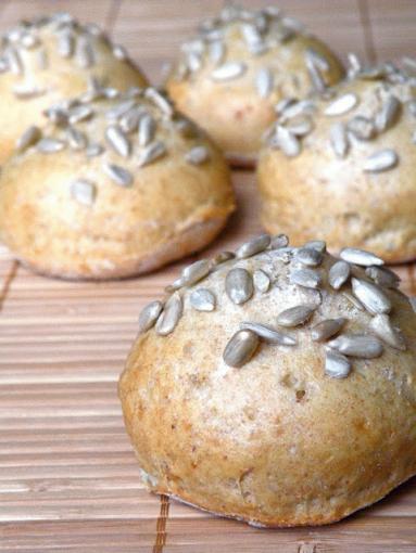 Pełnoziarniste, bananowe scones ze słonecznikiem