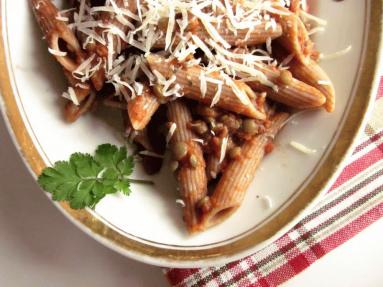 Penne razowe w ragu' z soczewicy