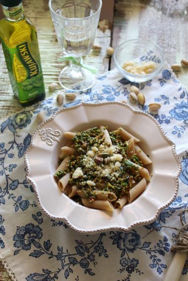 Penne z pesto z rukoli i orzechów pistacjowych