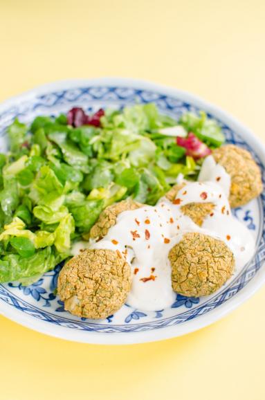 Pieczone falafele z koperkiem