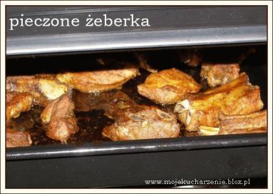 Pieczone żeberka w sosie a'la barbecue 