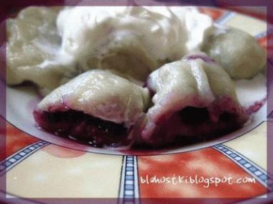 Pierogi z jagodami