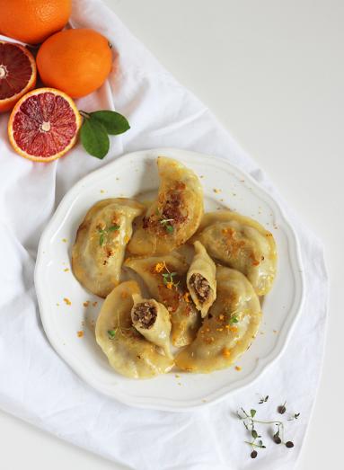 Pierogi z kaczką w pomarańczowym maśle