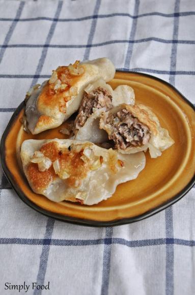 Pierogi z mięsem mielonym